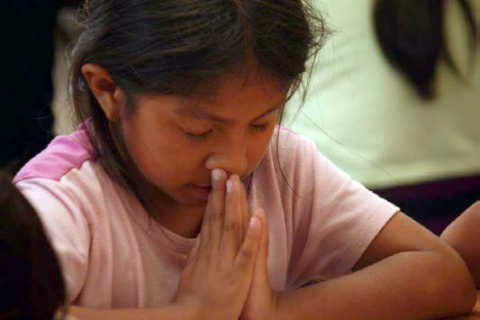 Que los Niños Ayuden a los Niños