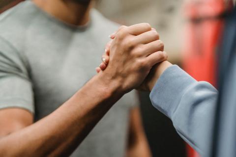 creados para servir